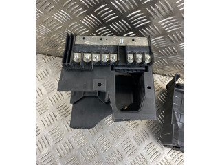 Pojistková skříňka 3C0971249 Volkswagen PASSAT 2010