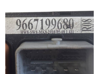 Блок предохранителей 9667199680   Citroen C5    