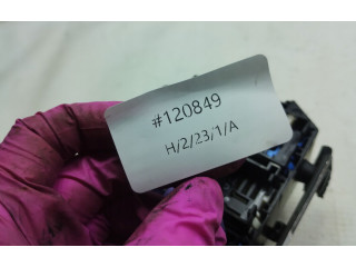 Блок предохранителей  8200003634, 8200003634   Renault Clio III    