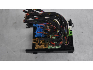 Блок предохранителей    Volkswagen Caddy    