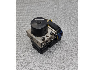 Блок АБС 10020701104, 8200403322D Renault Twingo II 2007 - 2014 года