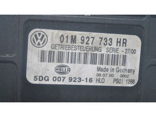 Блок управления коробкой передач 01M927733HR   Skoda Octavia Mk2 (1Z)