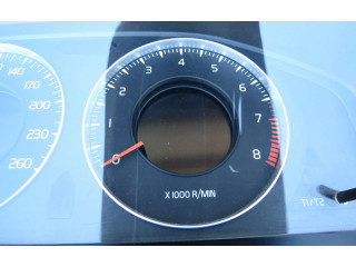 Панель приборов 30786622 Volvo V70