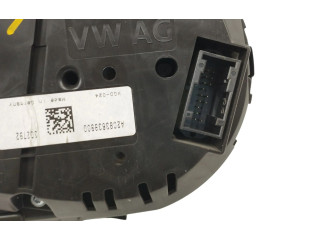 Панель приборов 5E0920871C, A2C83639900   Skoda Octavia Mk3 (5E)       