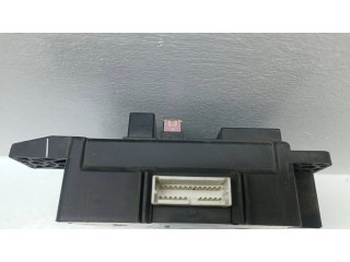 Блок предохранителей 8637A465, L8637002A Mitsubishi Lancer VIII