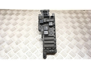 Блок предохранителей 8678449, 518829015   Volvo S80    