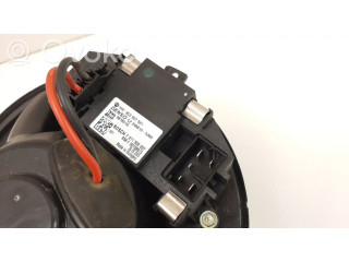 Вентилятор печки    1K1820015C, F987684B   Skoda Octavia Mk2 (1Z)