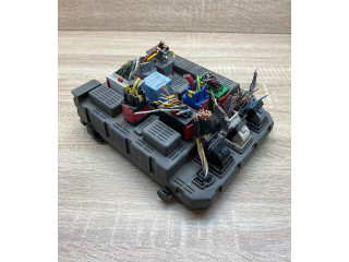 Pojistková skříňka 9645585480 Peugeot 607 2000