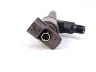 Vstřikovač 55570012 Opel Zafira C B16DTH