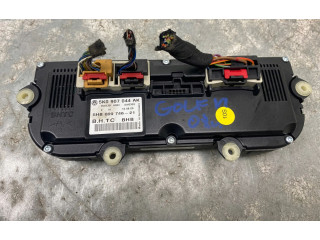 Блок управления климат-контролем 5K0907044AK   Volkswagen Golf VI