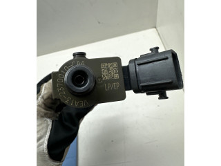 Форсунка 31336878    Volvo S90, V90  D4204T9 