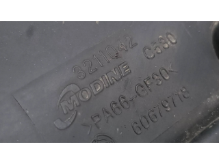 Интеркулер  3211042, 60679718   Alfa Romeo 166 2.4