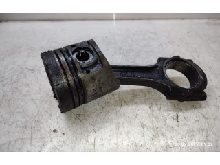 Поршень с шатуном 4D56 Mitsubishi L200