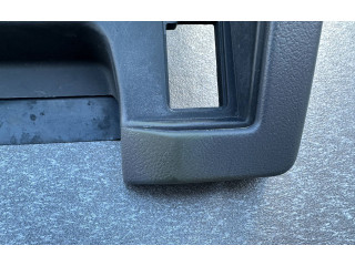 Přístrojová deska Nissan Patrol Y60 1989 6824001J01