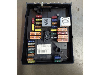 Блок предохранителей 1B030505, 2422087   Volkswagen Jetta V    