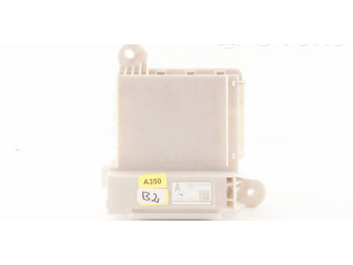   Pojistková skříňka 8267030340B   Lexus GS 250 350 300H 450H 2014