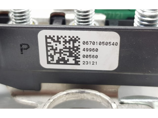 Блок предохранителей 6701050540, 670105054   Maserati Levante    