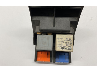 Блок предохранителей 4F1937503 Audi A6 S6 C6 4F