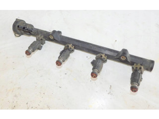 Топливная рампа 030133319G   Volkswagen Polo III 6N 6N2 6NF  