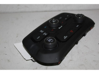 Блок управления климат-контролем    Jeep Renegade