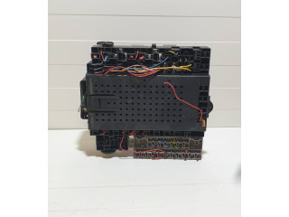 Блок предохранителей 8622520, 9162316 Volvo S60