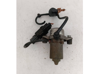 Вакуумный насос    13337744, 00942812   Opel Meriva B