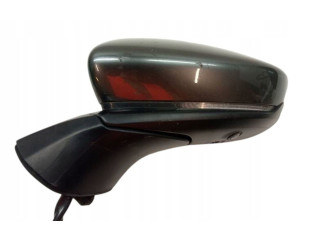 Зеркало электрическое Mazda 3 2019 - года