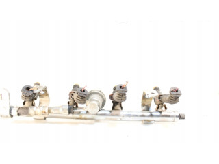 Топливная рампа    Mini Cooper Hatch Hardtop   для двигателя W10B16A