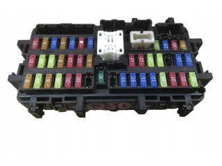 Блок предохранителей Infiniti Q50