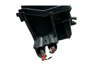 Блок предохранителей 243809584R, M0U7103 Dacia Sandero II