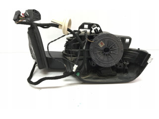 Зеркало электрическое        Skoda Karoq  2017 -  года   