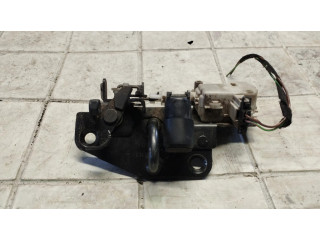 Замок задней крышки