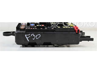 Pojistková skříňka 9228158 BMW M5 1994