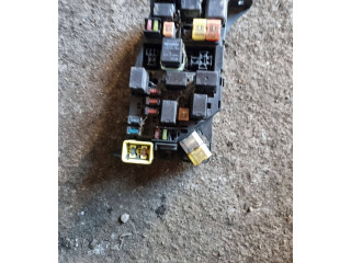 Блок предохранителей Mitsubishi Space Wagon