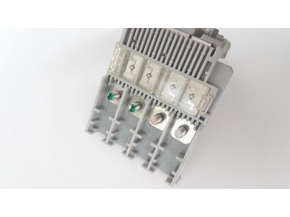 Узел подключения плюсовых проводов