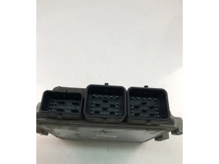 Блок управления двигателем Блок управления 31355669, S180134102B   Volvo V70