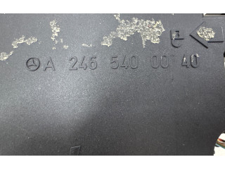 Pojistková skříňka A2465400040 Mercedes-Benz GLA W156 2015