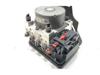 Блок АБС 5Q0614517AQ Skoda Octavia Mk3 (5E) 2013 - 2019 года