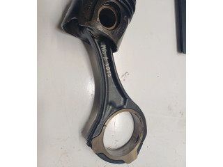 Píst 8370 Mercedes-Benz E W211