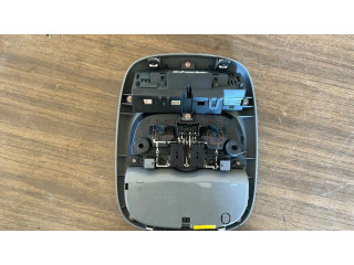 Фонарь освещения передних мест