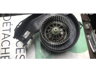 Вентилятор печки 13124703 Opel Meriva A