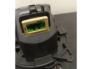 Вентилятор печки       Dacia Sandero