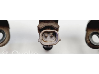 Комплект форсунок MR988977 Mitsubishi Colt для бензинового двигателя 1.1