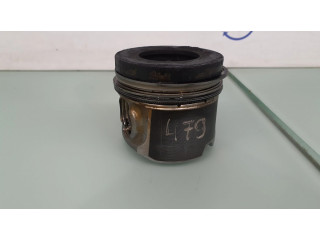 Píst 11257812585 BMW 5 F10 F11 pro naftový motor 3.0 N57D30A 530XD