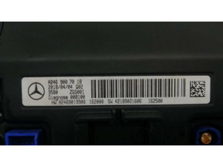 Радио/ проигрыватель CD/DVD / навигация