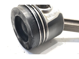 Поршень с шатуном CAYC03LA Skoda Superb B6 (3T)