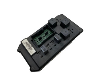 Блок предохранителей 68039117AA Jeep Grand Cherokee (WK)