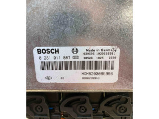 Блок управления двигателем Блок управления 8200065996, 0281011087 Volvo S40, V40