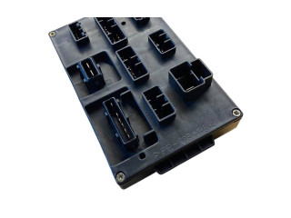 Блок предохранителей 46520419 Alfa Romeo 166