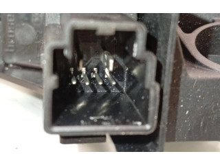 Pojistková skříňka Передний двигатель механизма для подъема окон 970714102, 970714-102 Volvo XC70 2011